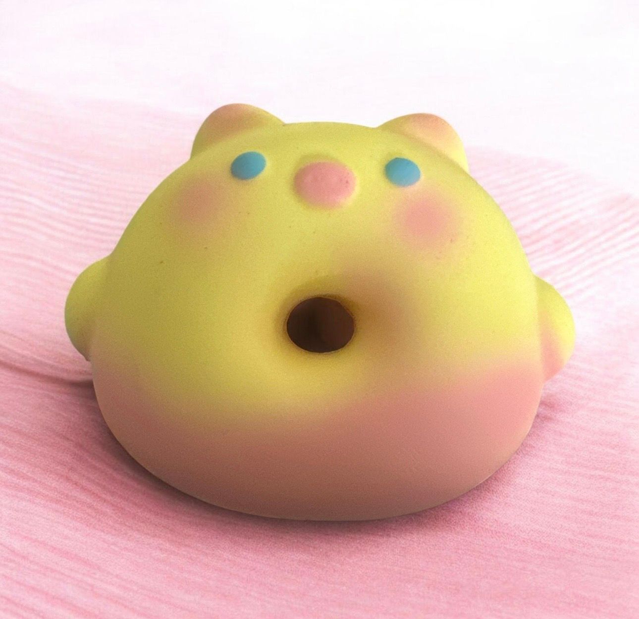 Ani Bun Squishy 9 ct Float Pig